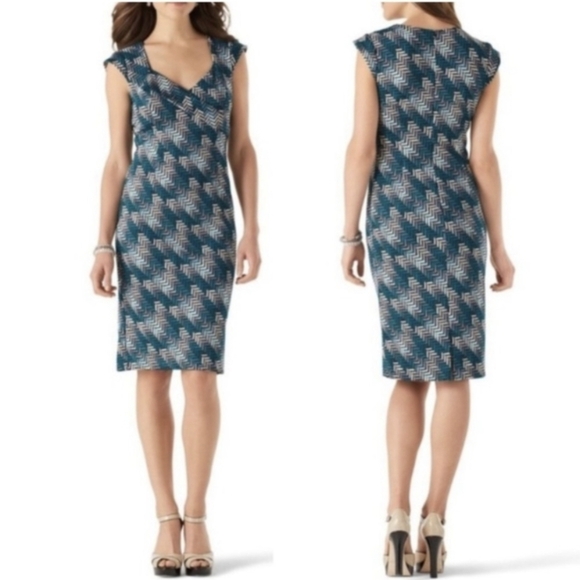 White House Black Market Dresses & Skirts - White House Black Market CS ZZ Print Sheath Dress, Black/White/Teal Size 4